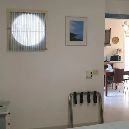 With Garden In Pianoconte -lipari *